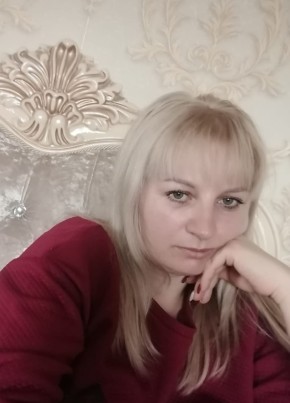 Юлианна из Ростова-на-Дону 36 лет