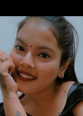 Manisa, 23, India, Delhi