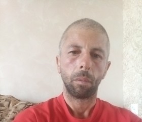 VAHE PETROSOVISH, 33 года, Սարուխան