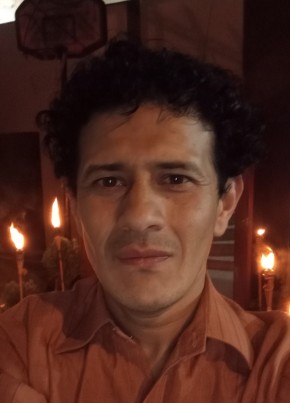 Carlos Pacheco из Cuenca 38 лет