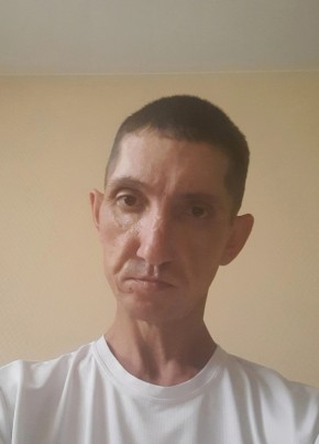 Александр из Иркутска 44 года