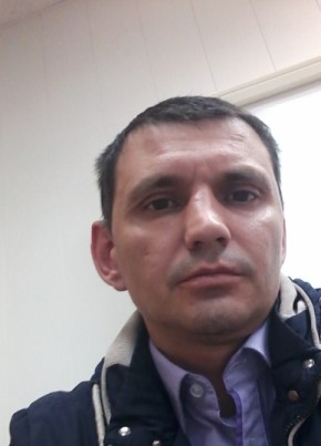 Тайга жека. Стих покружись немножко. 2 мужика в тайге. Покружилась звездочка в воздухе немножко. Мужчина в тайге.