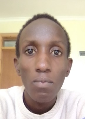 Charles из Embu 21 год