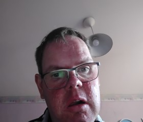 thomas, 20, Villeneuve-d Ascq