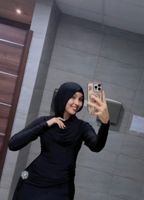 Anayaa из Nairobi 20 лет