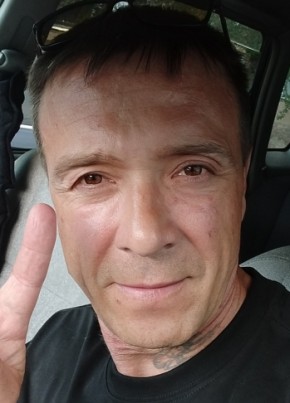 Александр из Братска 43 года