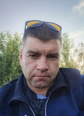 Sergey из Бора 43 года
