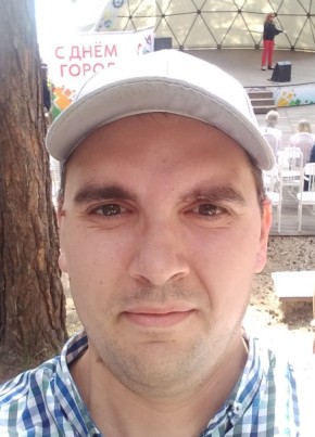 Роман, 31, Россия, Железногорск (Красноярский край)