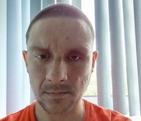 Mikhail, 34, Saint Petersburg