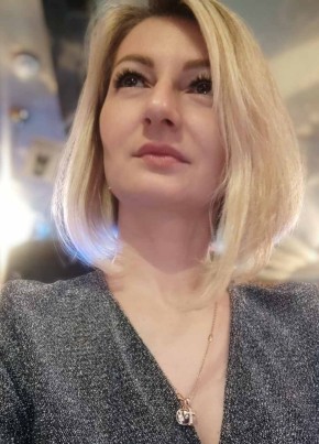 Она из Магілёў 42 года