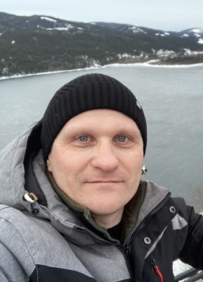Игорь, 46, Россия, Зеленогорск (Красноярский край)