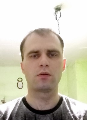 Вова, 35, Україна, Львів