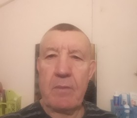 Михаил, 64 года, Магадан