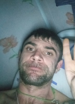 Макс, 35, Россия, Кабардинка