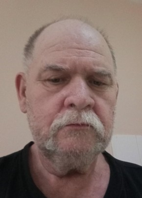В Е из Уссурийска 62 года