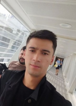 Рахимджон из Хужанта 32 года