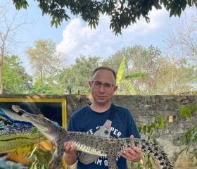 Georgiy, 45, Ishurdi