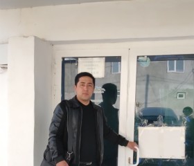 Ulugbek, 31, Trnava