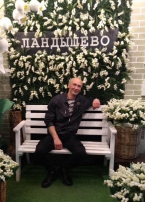 Миша из Лунінеца 54 года