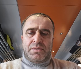 Iuza Naroushvili, 35, Katowice