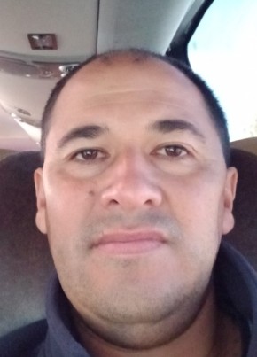 Carlos Gonzales, 45, República de Chile, Concepción