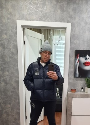 Анатолий из Березники 62 года