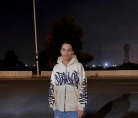 Mohamed, 19, Banha
