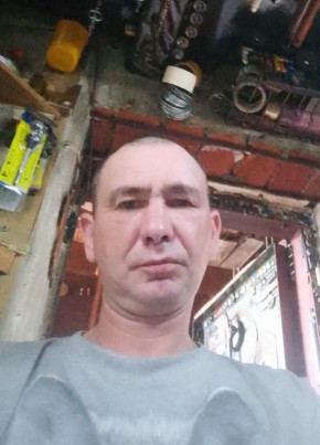 Андрей из Апшеронска 41 год