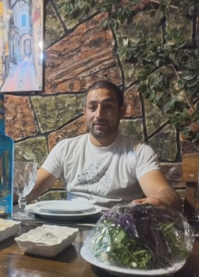 Qəer из Gəncə 40 лет