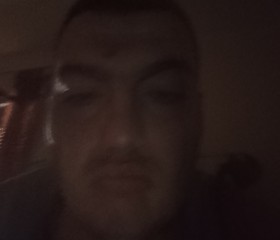Valerio, 20, Latina