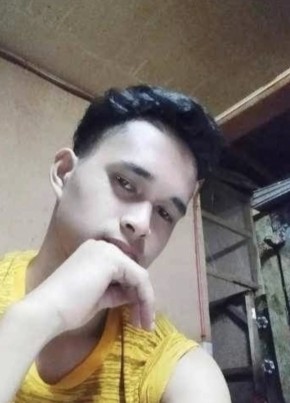 James van mate, 18, Pilipinas, Calauan