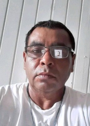 gustavo Martinez, 56, República de Honduras, La Ceiba
