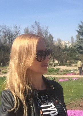 Ирина, 48, Россия, Симферополь