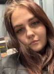 Lena, 30, Moscow