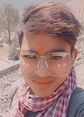 Pravin Maurya, 18, India, Nainital