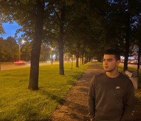 Alisher, 18, Krasnoye Selo