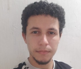 Vitor, 19, Itapevi