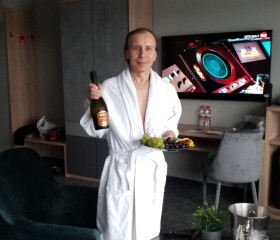 Sergey, 57, Riga