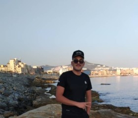 Fouad, 28, Jijel