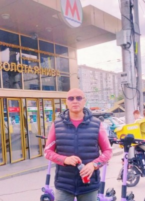Олег из Красноярска 47 лет