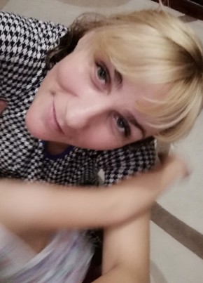 Оксана, 43, Россия, Новочебоксарск
