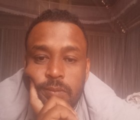 Stevie, 36, Antananarivo