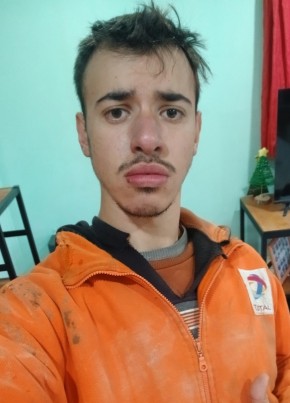 Mario из Río Gallegos 23 года
