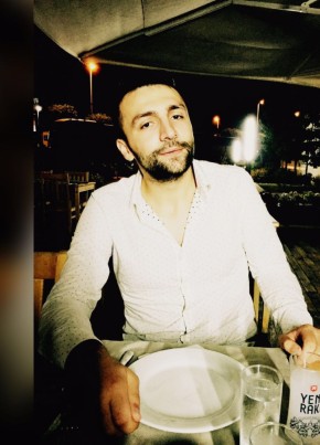 Ferdi, 31, Turkey, Istanbul