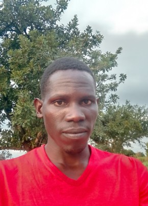 EWANGU NABOTH из Soroti 18 лет