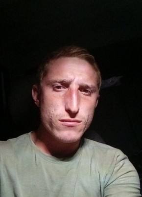 Денис, 27, Россия, Алнаши