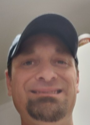 Fredrick, 43, United States of America, Burlington (State of Vermont)