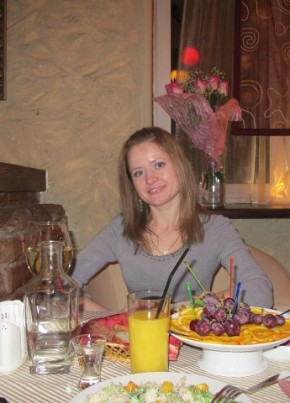 Елена, 37, Россия, Рыбинск