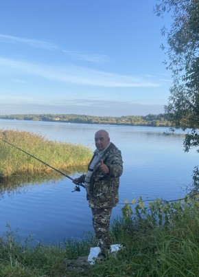 Александр из Твери 56 лет