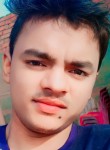 Shivam, 18 лет, Kanpur